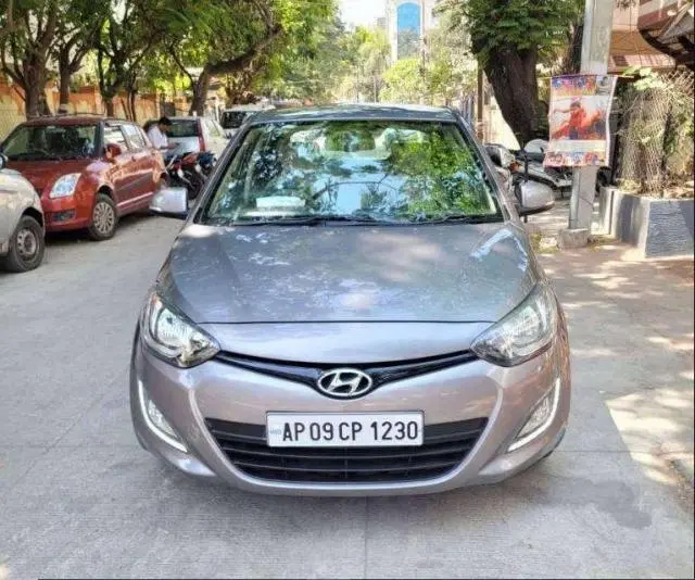 Hyundai i20 Sportz 1.2 2012