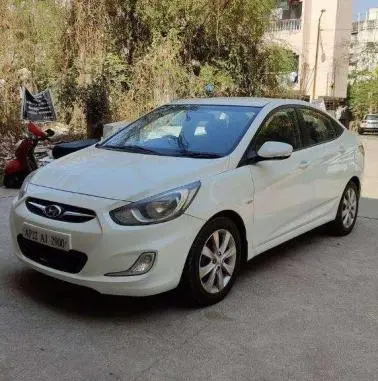 Hyundai Verna FLUIDIC 1.6 EX VTVT  2012