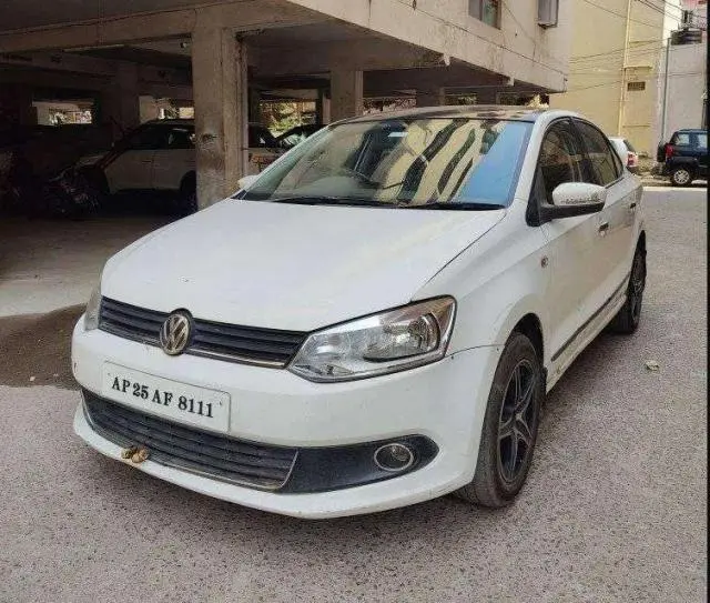 Volkswagen Vento 1.5 TDI Highline AT 2011