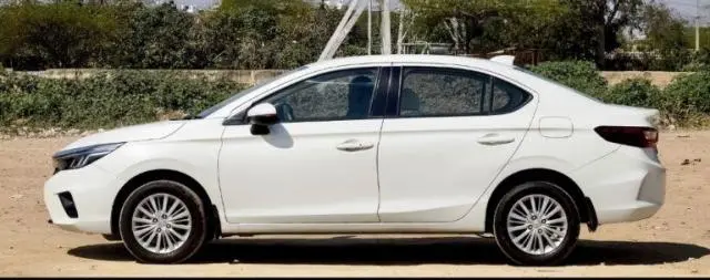 Honda City V i-VTEC 2022