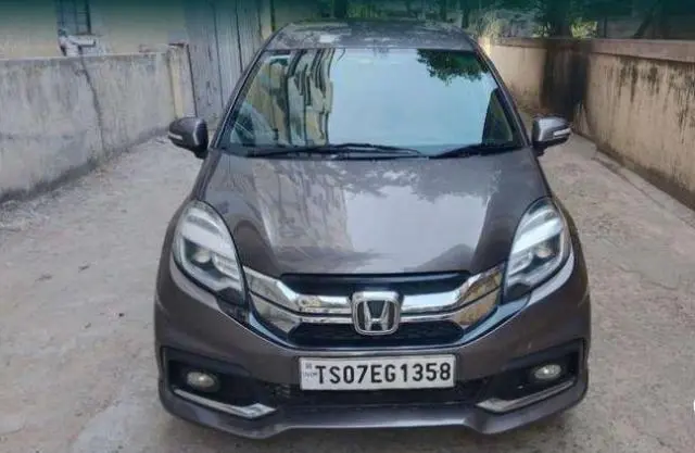 Honda Mobilio RS i-DTEC Opt 2014