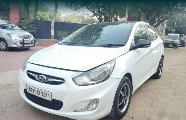 Hyundai Verna FLUIDIC 1.4 VTVT 2012