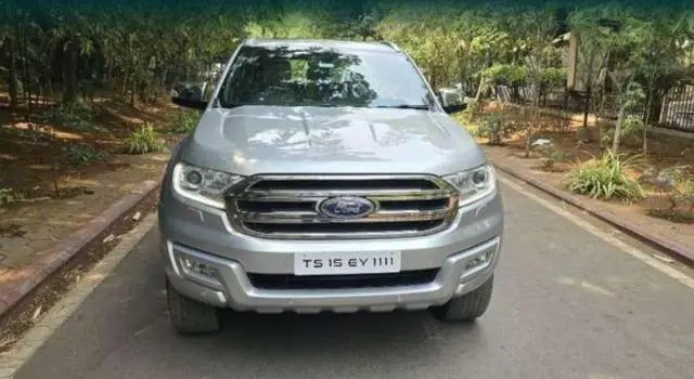 Ford Endeavour Titanium 3.2 4x4 AT 2017