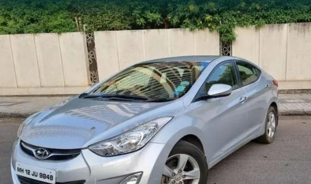 Hyundai Elantra 1.8 SX MT 2013