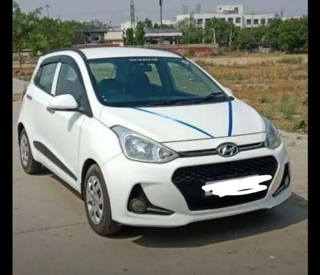 Hyundai Grand i10 Sportz (O) AT 1.2 Kappa VTVT 2018