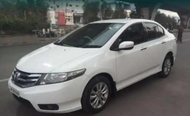 Honda City 1.5 V I-VTEC EXCLUSIVE 2013