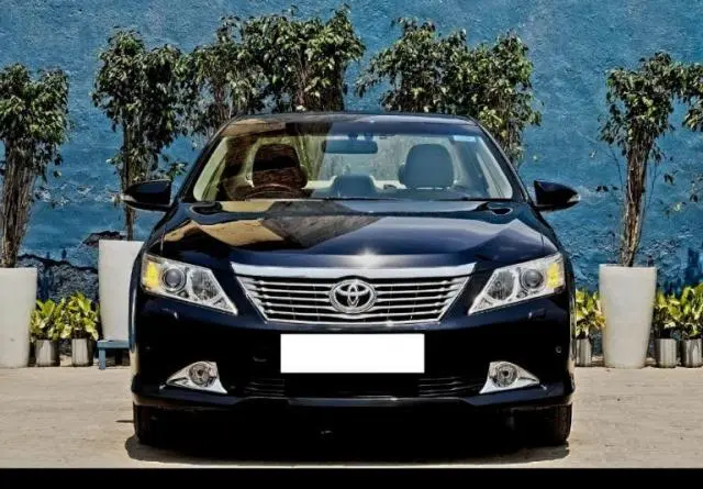 Toyota Camry 2.5 G 2013