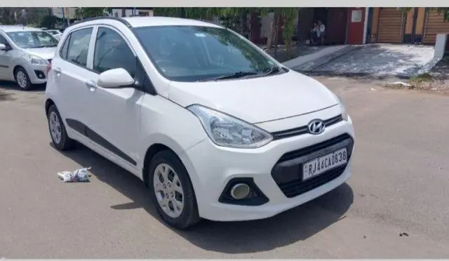 Hyundai Grand i10 Sportz 1.2 Kappa VTVT 2015