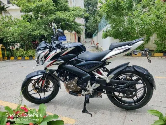Bajaj Pulsar NS 200 2014