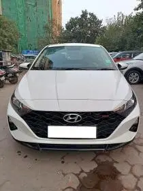 Hyundai i20 Sportz 1.2 IVT Petrol Dual Tone 2021