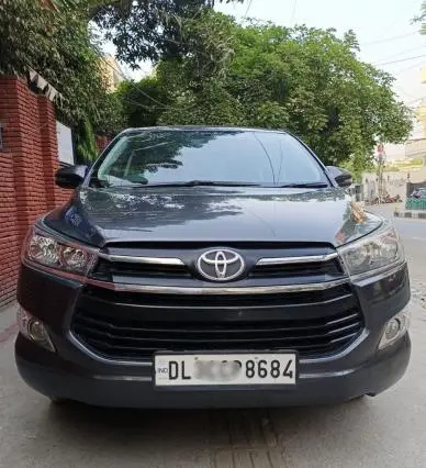 Toyota Innova Crysta 2.4 G 8 STR 2018