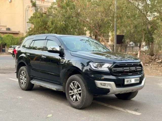 Ford Endeavour Titanium 3.2 4x4 AT 2017