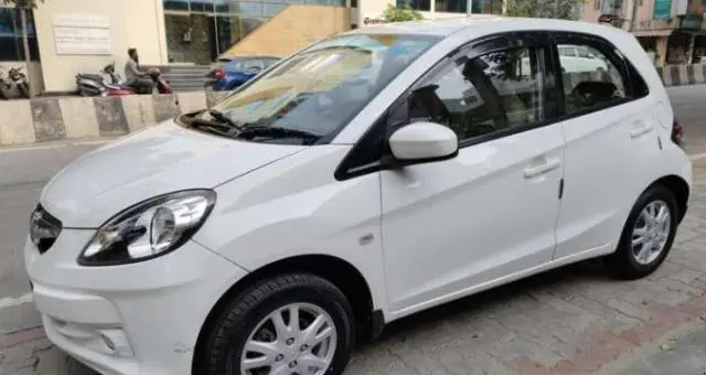 Honda Brio V MT 2012
