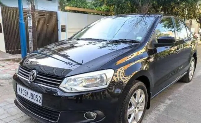 Volkswagen Vento Highline Petrol 2011