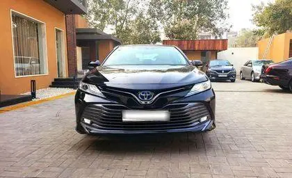 Toyota Camry Hybrid 2020