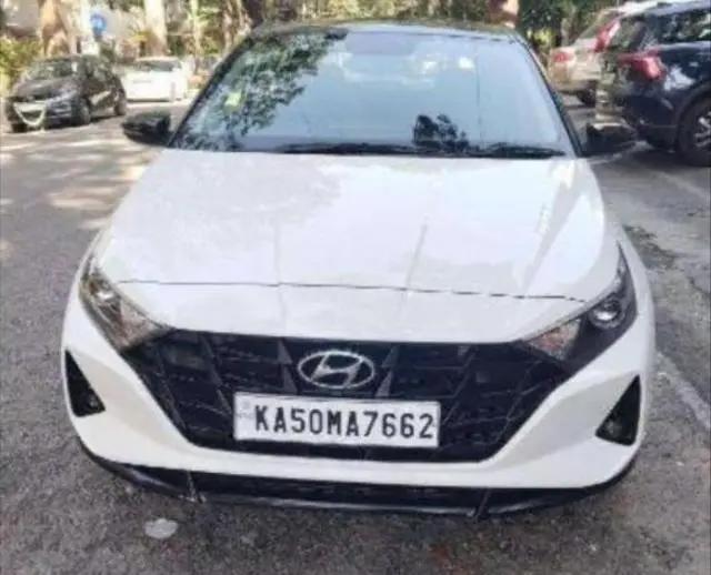 Hyundai i20 Asta 1.2 IVT Petrol 2021