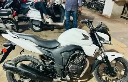Honda CB Trigger 150cc 2015