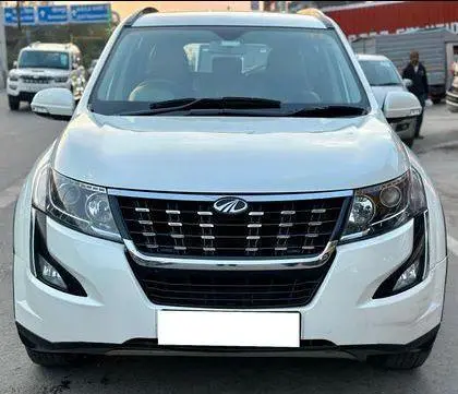 Mahindra XUV500 W7 AT 2020