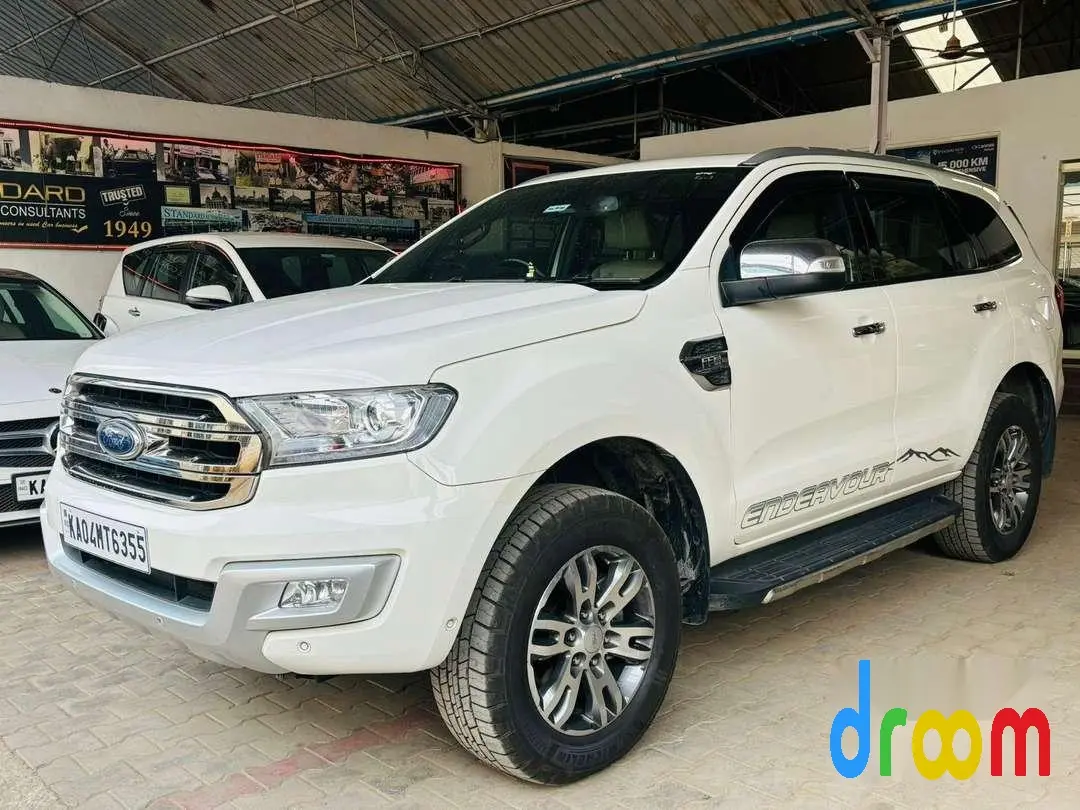 Ford Endeavour Titanium 3.2 4x4 AT 2017