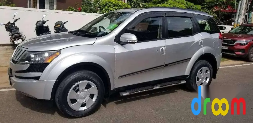 Mahindra XUV500 W6 4X2 2014
