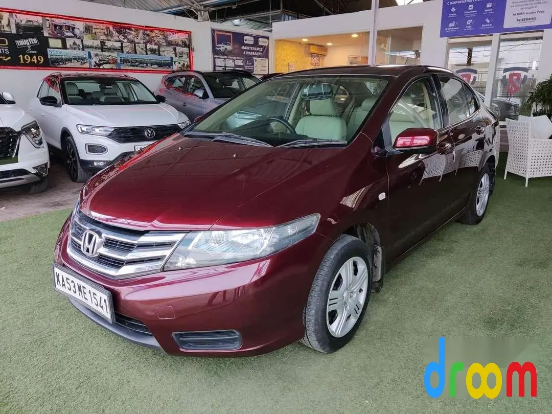 Honda City 1.5 E MT i-VTEC 2012
