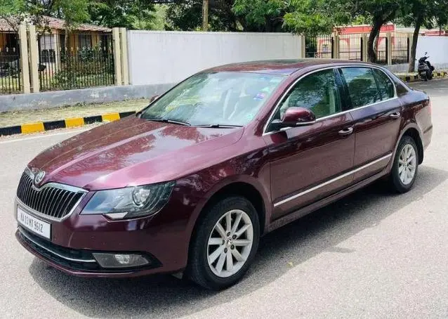 Skoda Superb Elegance 2.0 TDI CR AT 2014