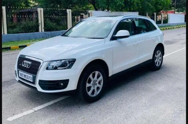 Audi Q5 2.0 TDI PREMIUM PLUS 2012