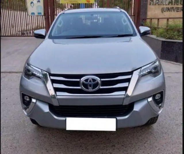 Toyota Fortuner 2.8 4x2 AT 2018