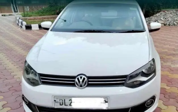 Volkswagen Vento 1.5 TDI Highline AT 2015