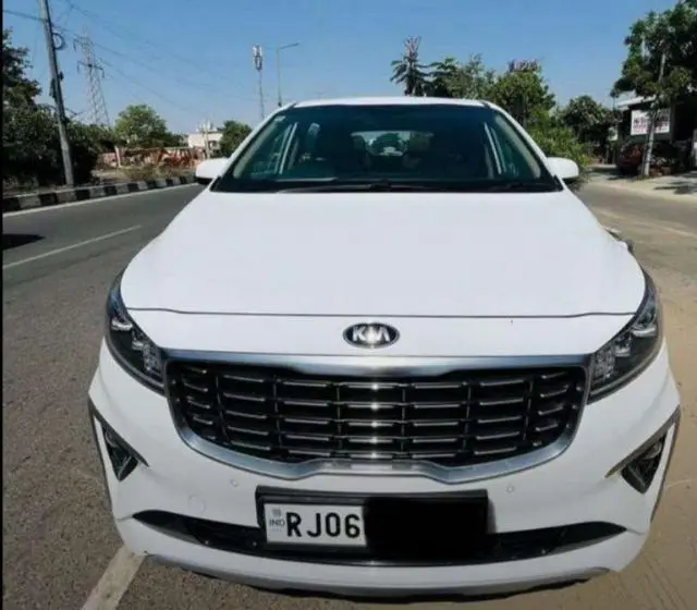 Kia Carnival Limousine 7 STR 2020