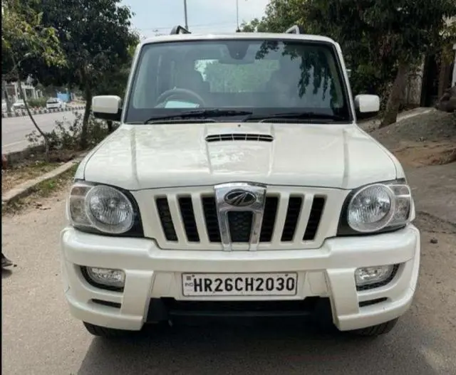 Mahindra Scorpio VLX 2WD 2014
