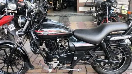 Bajaj Avenger 220cc 2016