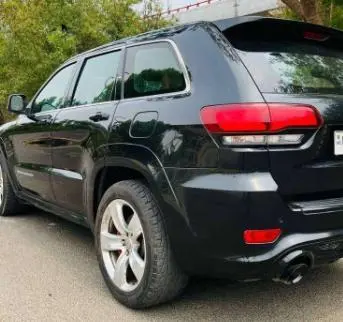 Jeep Grand Cherokee SRT 2016