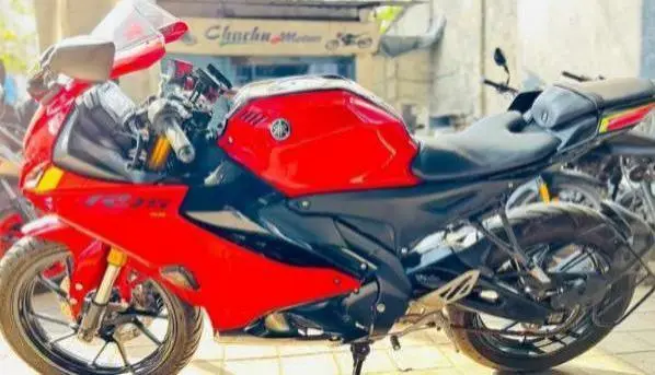Yamaha YZF-R15 V4 Dark Knight 2023