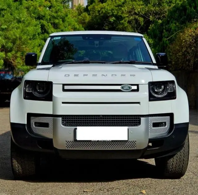 Land Rover Defender 110 HSE P300 2023