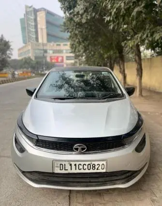 Tata Altroz XE Petrol 2020