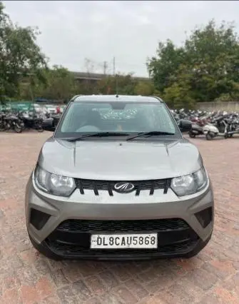 Mahindra KUV100 K4 5 STR 2018