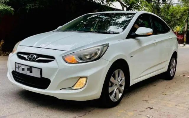 Hyundai Verna 1.6 SX 2012