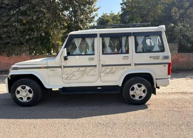 Mahindra Bolero ZLX BS IV 2017