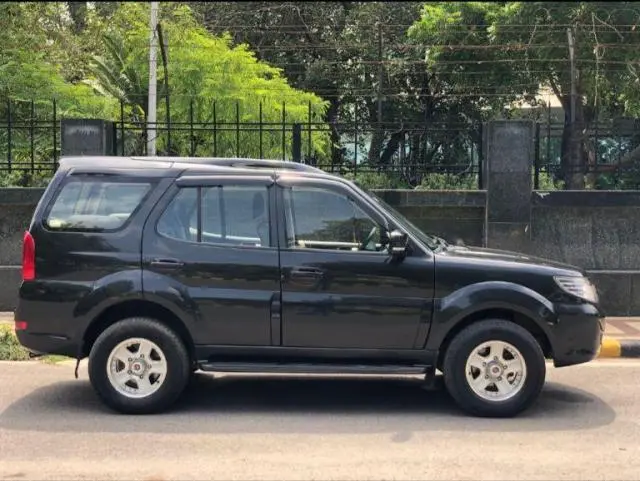 Tata Safari Storme 2.2 EX 4X2 2014