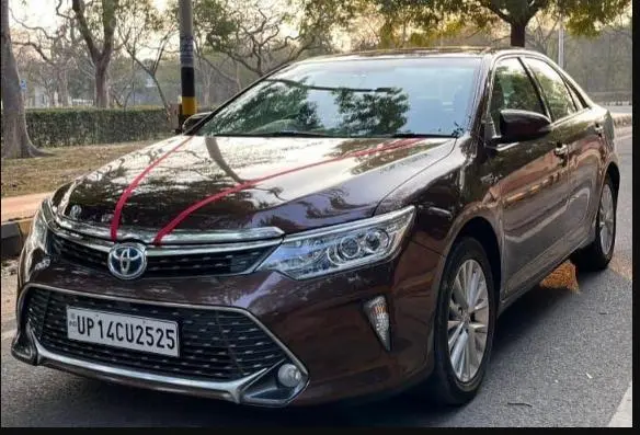 Toyota Camry Hybrid 2016