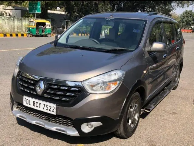 Renault Lodgy 110 PS RXZ 7 STR STEPWAY 2016