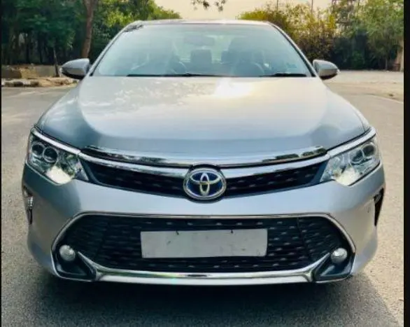 Toyota Camry 2.5 G AT 2015