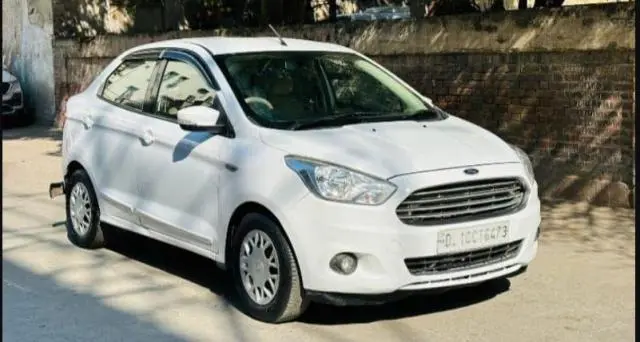 Ford Figo 1.2P BASE MT 2016
