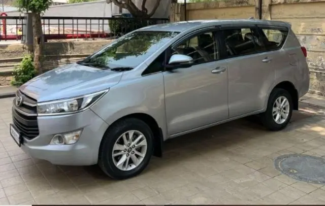 Toyota Innova Crysta 2.8 GX 7 Seater 2016