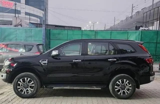 Ford Endeavour Titanium 3.2 4x4 AT 2019