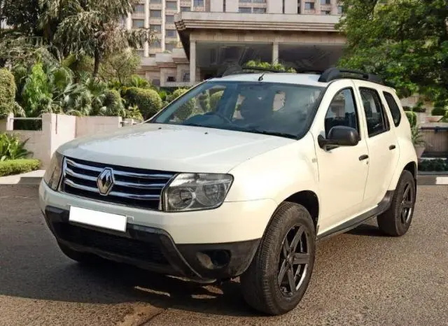 Renault Duster 85 PS RXE DIESEL ADVENTURE 2015