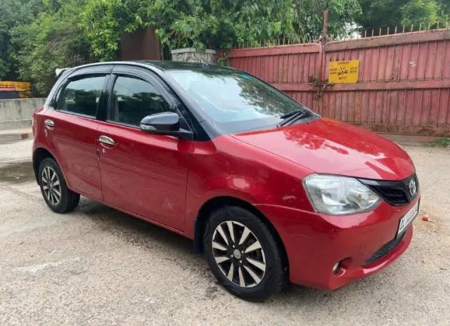 Toyota Etios Liva V 2016