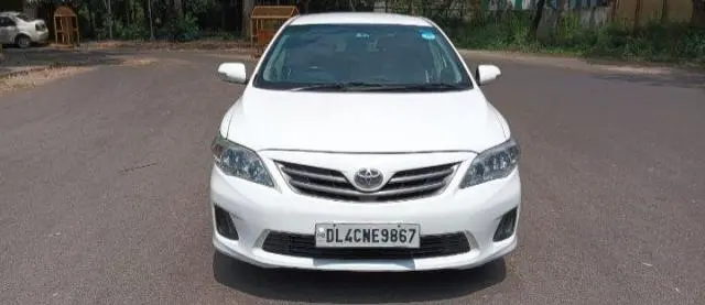 Toyota Corolla Altis 1.8 J 2011