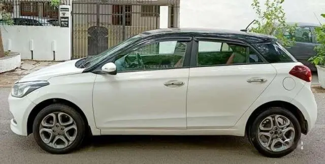 Hyundai Elite i20 Asta 1.4 Dual Tone VTVT 2018